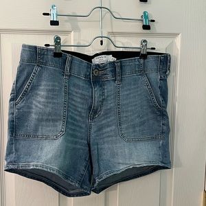 Torrid 12 denim high waisted shorts